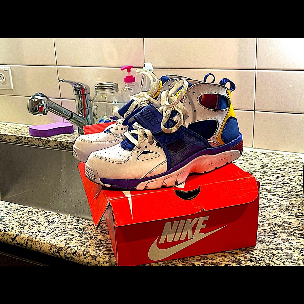 Nike